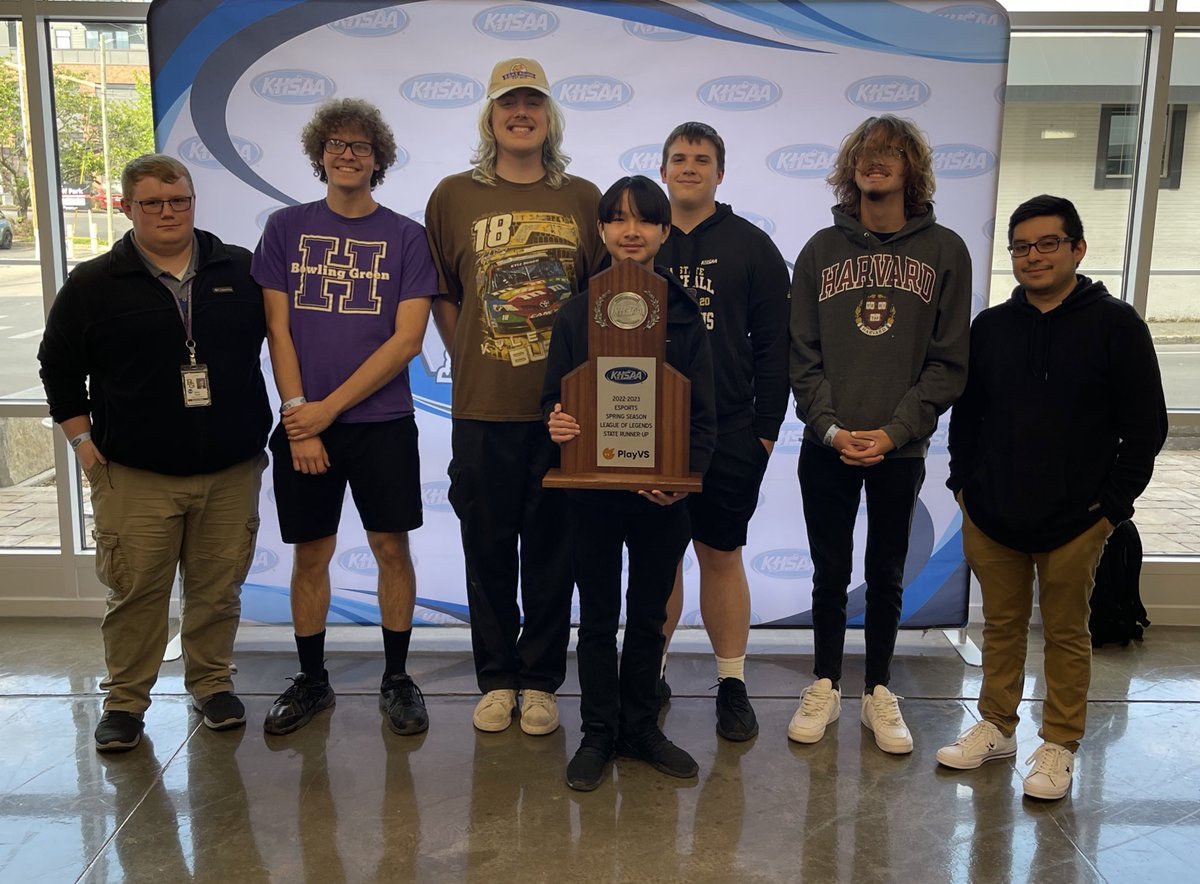 Congrats to League of Legends runner-up <a href="/BgPurplesAth/">BG Purples Athletics</a>  #khses <a href="/KHSAA/">KHSAA Main</a>