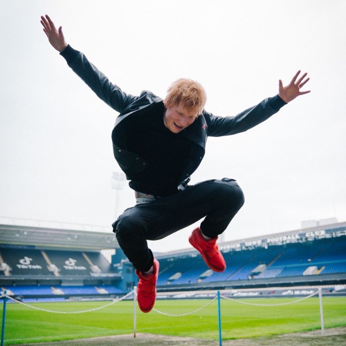 fanlabel_app's tweet photo. Which @edsheeran song makes you feel like this? https://t.co/1YVxtj7vUH