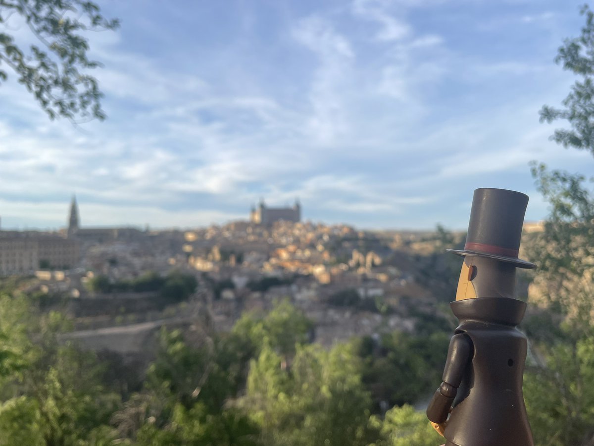 HershelLayton9's tweet photo. Toledo, ciudad Patrimonio de la Humanidad 

#layton #profesorlayton #professorlayton #toledo #turismo #españa https://t.co/UZI3tHjHlb