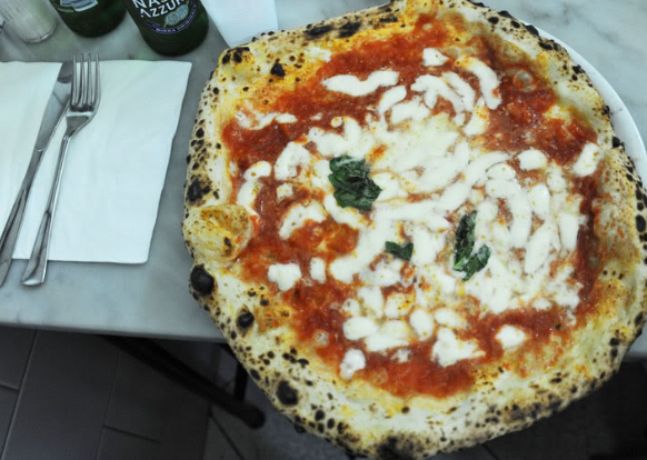 MacroAlf's tweet photo. So there is this place in Napoli called Antica Pizzeria da Michele.

Totally unassuming place where they basically won't let you eat anything else than Margherita.

Pizza is a traditionally humble dish: water, flour, salt, tomato, mozzarella.

And it's the best in the world! https://t.co/miIIeUYFwH