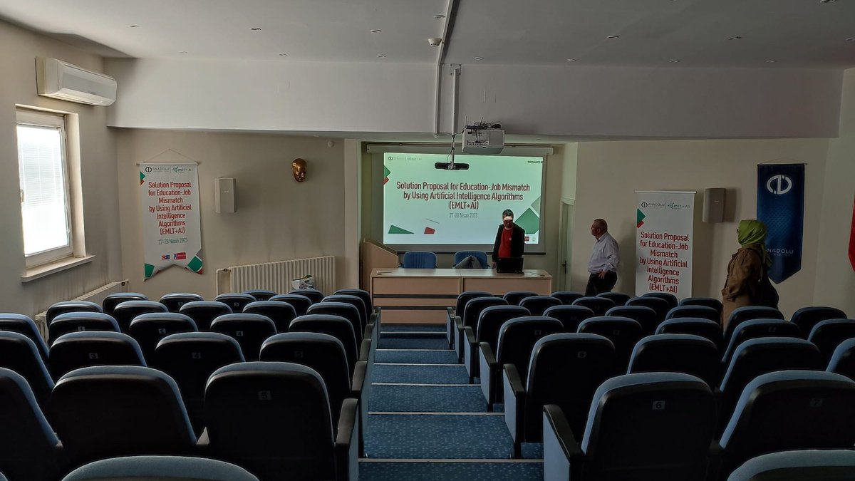 emltproject's tweet photo. EMLT+AI kickoff meeting is loading...
#EMLT #EMLTAI #Kickoffmeeting https://t.co/302JVfsKQS
