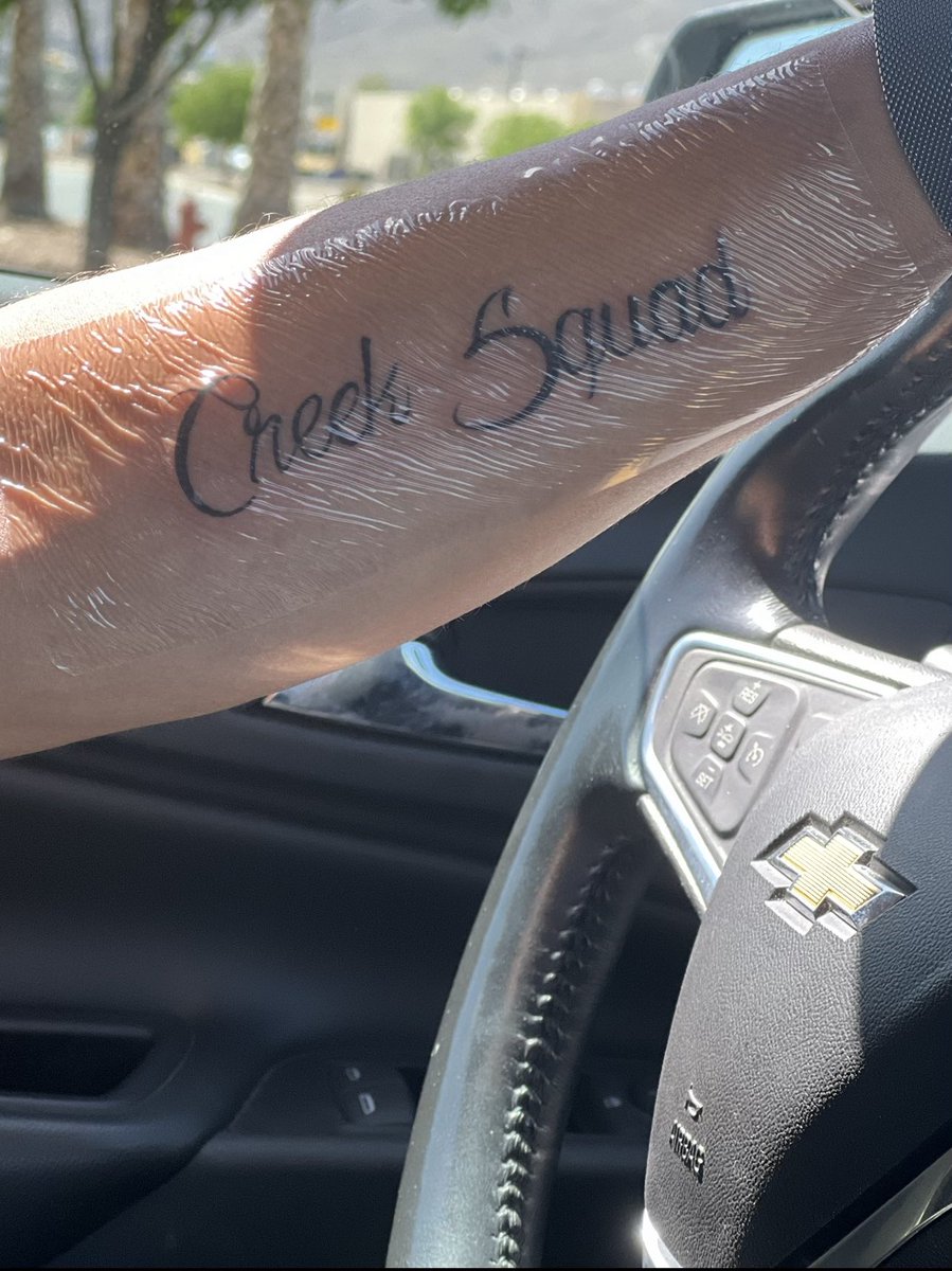 MarquisLorenzo_'s tweet image. Creek, Creek, Creek to the MOTHER FUCKING Squad

First tattoo. I dig it.

#RHEC #CreekSquad