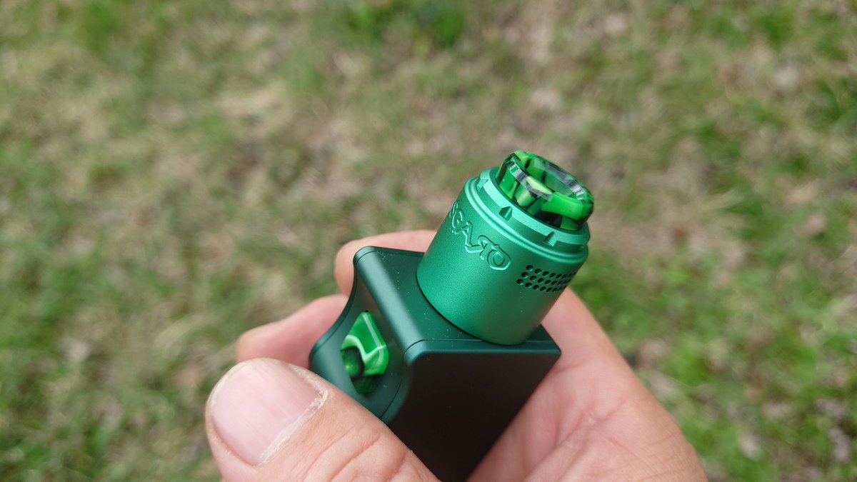 CebrjowHwScHCkj's tweet photo. 皆さんおはよっチェ😆👍今日も宜しくご安全に🙇💦 #Clutch21700 +#VaperzCloud #ASGARDmini RDA + #halfmoonドリチ 😋💦 #VAPE #vape好きな人と繋がりたい #VAPE好きと繋がりたい #VAPE初心者 #dovpo #signaturetips #mikevapes #halfmoonmods https://t.co/BaVh7Tqy3e