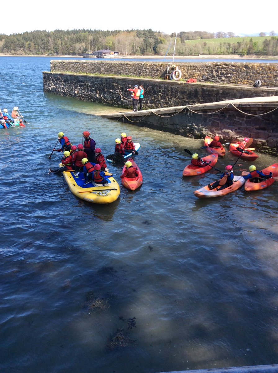 ElworthCE's tweet photo. Now in the water... plenty of splashing from our kayakers and paddle boarders! Fantastic work from everyone in the water activities. https://t.co/sJBJx8hEes