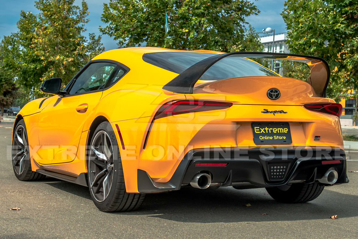 Store_EOS's tweet image. How Does a Car Spoiler Increase Aerodynamics? 

extremeonlinestore.com/blogs/article/…