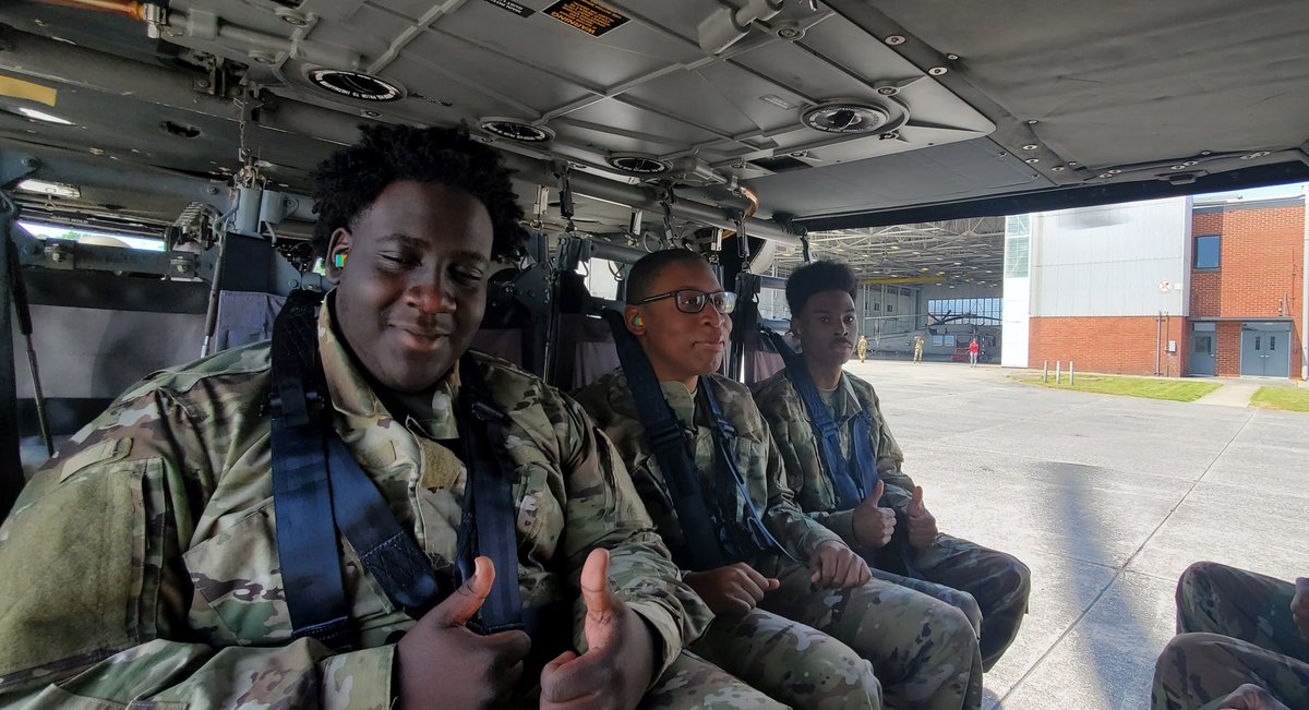 BESTAcadJROTC tweet media