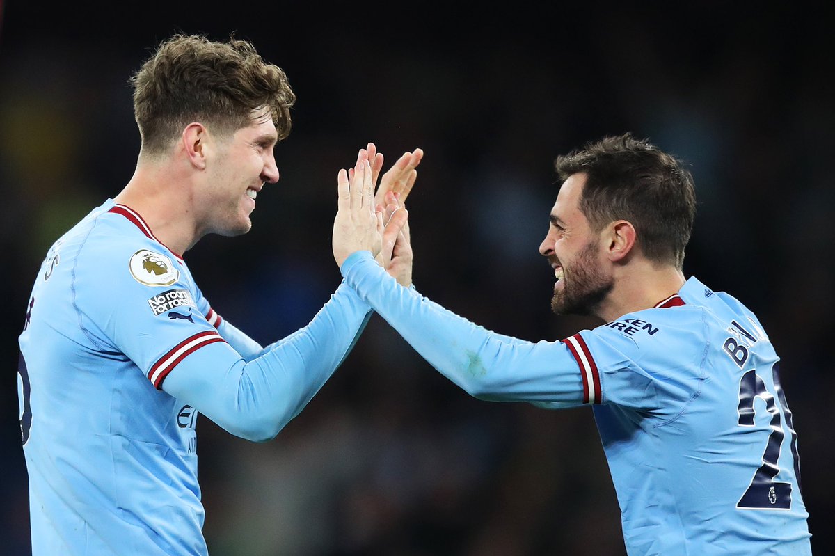 BernardoCSilva's tweet photo. What a night 💙
The atmosphere!! And Johny, Kdb and BigErl on fire 🔥 https://t.co/Yq5dYwlK4R