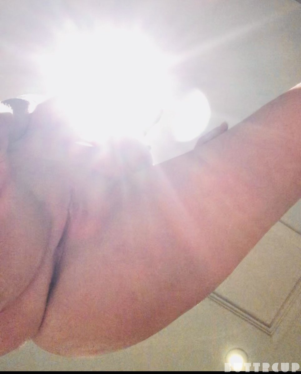 ButtrcupApp's tweet photo. https://t.co/id5OZBANwE posted: Shaved &amp; soft https://t.co/IVjsubVBUk