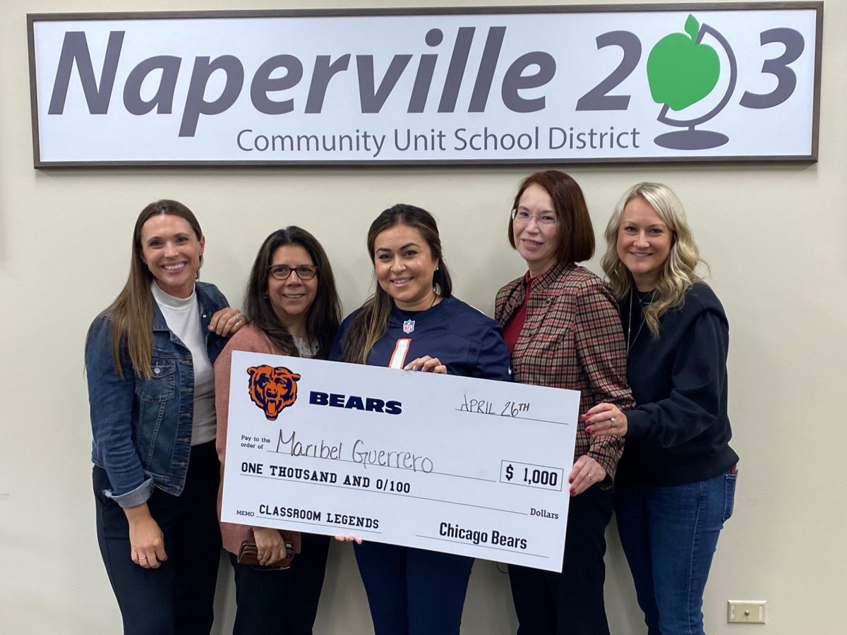 Naperville203's tweet photo. Congratulations to Naperville 203 Dual Language Coordinator Dr. Maribel Guerrero on being recognized as a @ChicagoBears Classroom Legend! The program acknowledges quality educators who go above and beyond!

#PartnersInGrowth https://t.co/lujkife00r