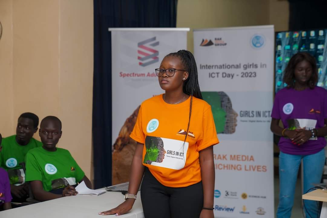 SceniusHub's tweet photo. Rak Media Group and its partners worked together to inspire and encourage girls to pursue a future in ICT towards bridging the gender digital divide. #DigitalSkillforLifeSS, #EnrichingLivesSS #GirlsinICTSS fields and help them achieve their dreams. #RakMediaEnrichingLives
#SSOT https://t.co/J5JWU4eM3Z