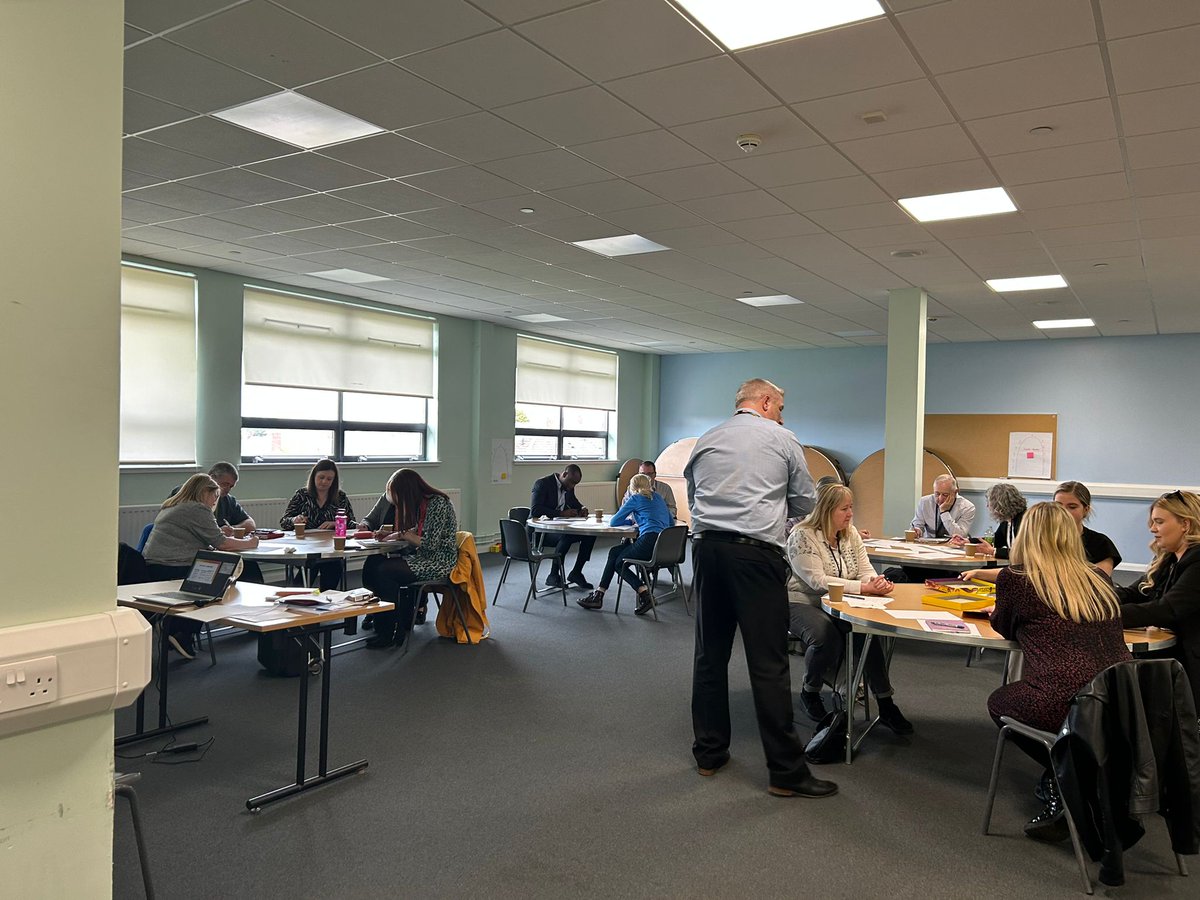 NLCAdultLearn's tweet photo. Our 2nd ALN Spotter session took place today.  

A range of partners came along to hear how they can identify learners who may require literacy &amp; numeracy support, what CLD can offer and how they can refer in.  

#BecauseOfCLD #AdultLearningMatters #Multiply #SumItUp @Fergusliz https://t.co/pvgvuLeiIS