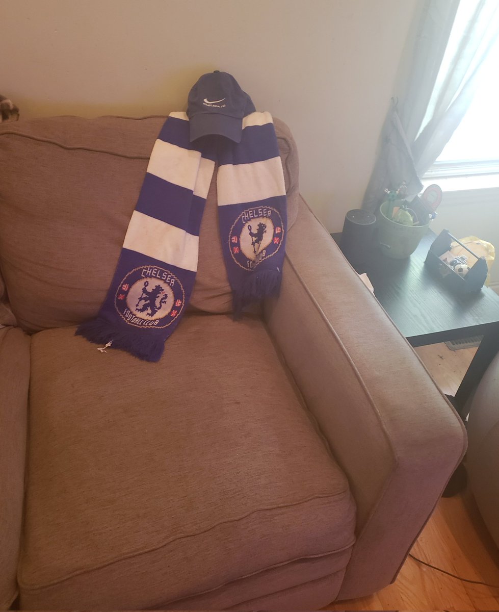 PDBlues33's tweet photo. @ChelseaFC @Gbenga29971295 @trivago The comfy couch, Holly Springs, North Carolina!!!
@trivago
@ChelseaFCinUSA
@CFCInAmerica
@southeastblues
#WhereYouGo
#CheBre https://t.co/1nG2b8Onf6