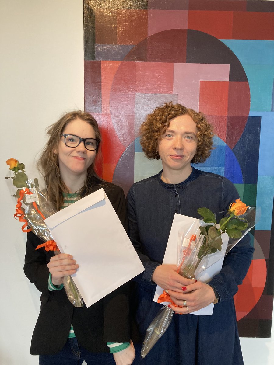 Tvær tilnefningar til Maístjörnunnar!

Arndís Lóa Magnúsdóttir fyrir Skurn

Natasha S. fyrir Máltöku á stríðstímum

Óskum þeim innilega til hamingju!