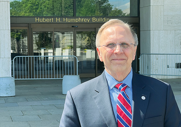 THAdvocacy's tweet photo. In Washington DC this week, Mike Slubowski @TrinityHealthHQ president &amp; CEO thanks @CMSinnovates &amp; @LizFowler_ for providing an opportunity to share our important #FairPayment policy recommendations: https://t.co/CK69kbECY6 https://t.co/wL7Voo5SI7
