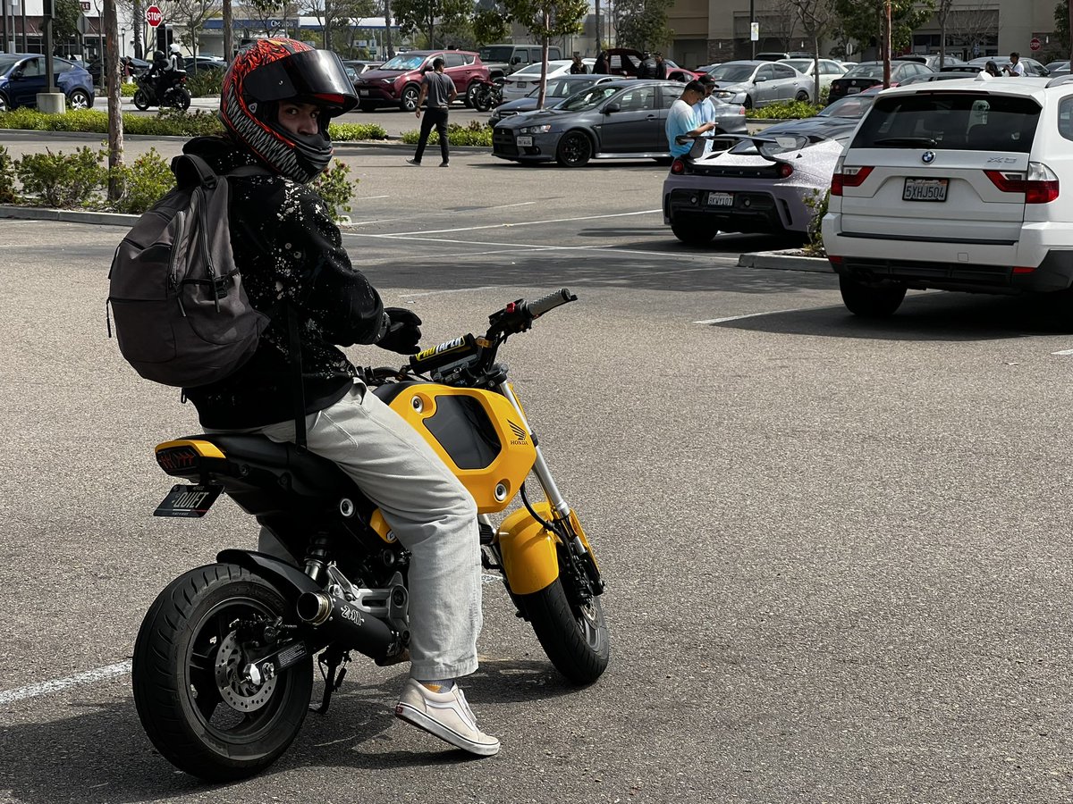 majormediapro's tweet photo. Poppin Wheelies at Carros &amp; Conchas #swc #popupnewsroom #journalism #breakingnews https://t.co/o3TaE6rTdt