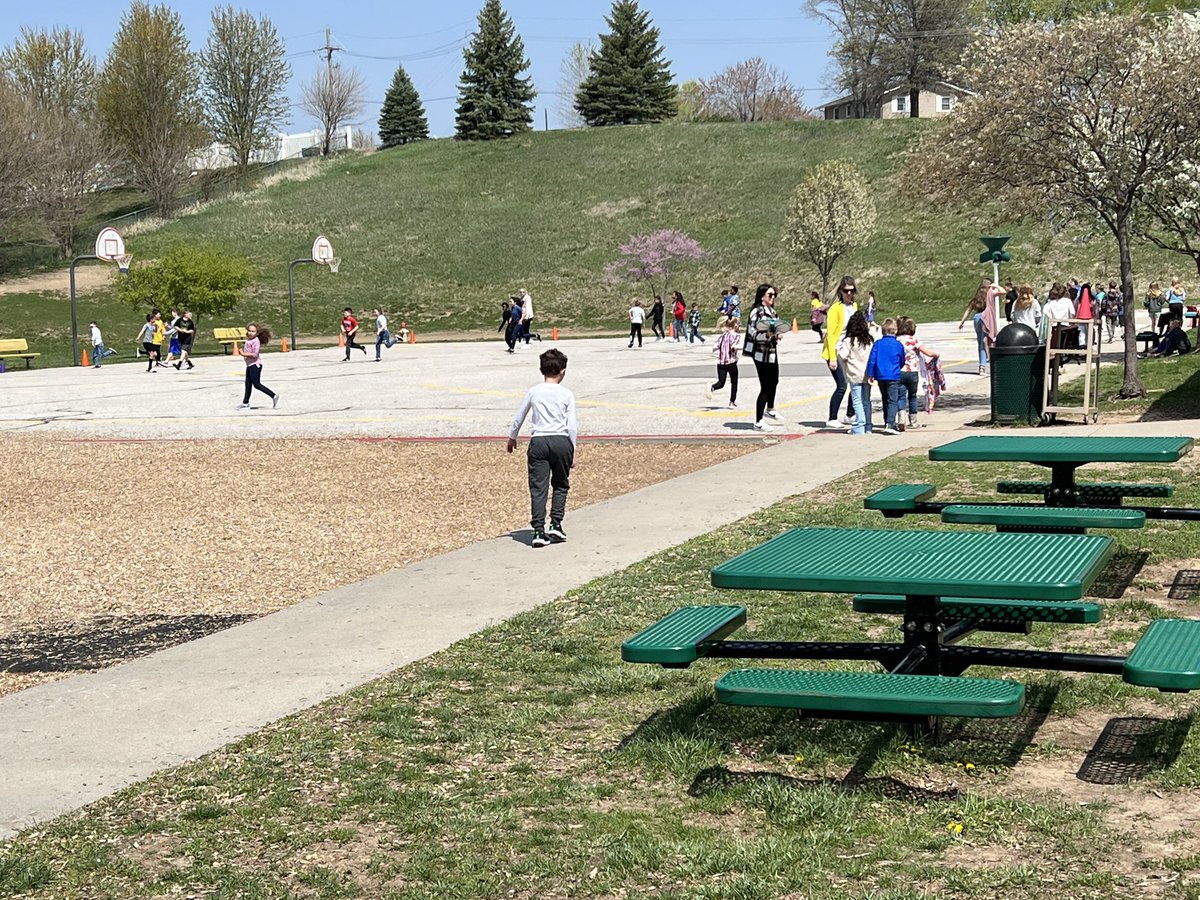 National Walk at Lunch Day at Fairview! Students enjoyed walking (and running, galloping, skipping 😊) with the beautiful weather! <a href="/BCBSNebraska/">BCBS Nebraska</a> <a href="/BellevueSchools/">Bellevue Public Schools</a>