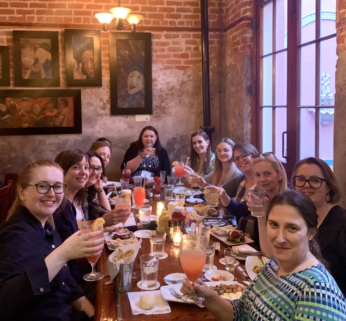 Fantastic <a href="/womeninvisionuk/">Women in Vision UK</a> social <a href="/ARVOinfo/">ARVO</a>. Thanks to all who joined, its so great to see so many brilliant academics at all stages of their career representing UK talent at #ARVO2023 in New Orleans!