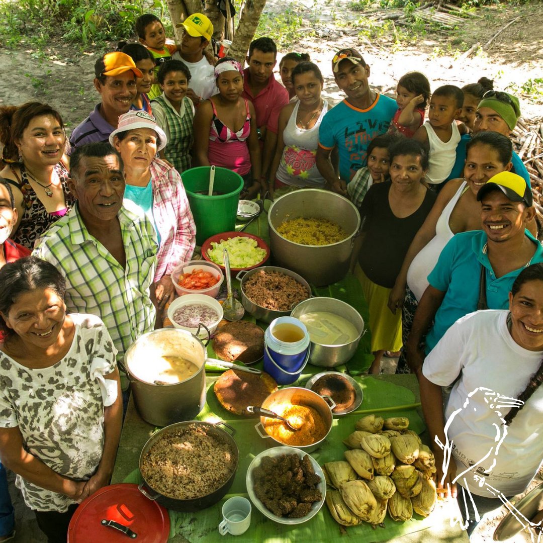 RedLAC1's tweet photo. Además, trabaja en alianza con comunidades locales para fomentar la participación ciudadana en la conservación del medio ambiente.

Únete a la RedLAC y apoya a miembros como el Fondo Patrimonio Natural en su importante labor. 
#RedLACMembers
#FondoPatrimonioNatural https://t.co/ptrj1D3Qv0