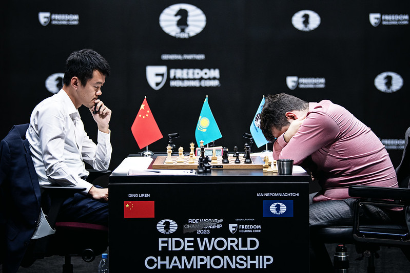 This photo tells the whole story of today's clash between Ian Nepomniachtchi and Ding Liren at the #WorldChessChampionship in Astana. With 2 rounds left the result is 6:6. Everything is possible.😉
Will it be a tie-break❓
#ChessConnectsUs #NepoDing #FIDEchess
📷FIDE/Stev Bonhage