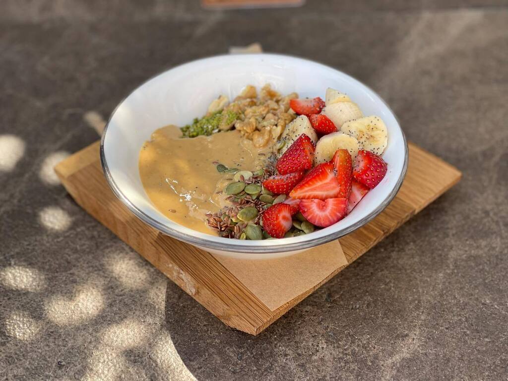 Vegan porridge 💕🥜🍌