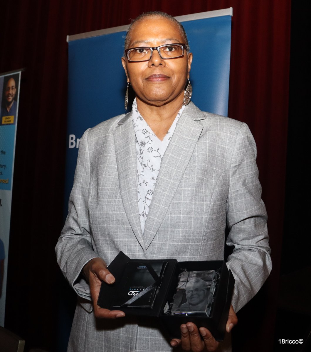 needpgh's tweet photo. NEED WOULD LIKE TO CONGRATULATE MRS. ARLENE TYLER HOLLAND ON RECEIVING THE DIAMOND SERVICE AWARD AT NEED'S 60TH ANNUAL SCHOLARSHIP DINNER. CONGRATULATIONS  #NEEDLD #NEED #NEEDSCHOLARS #NEEDDINNER2023 #NEEDSCHOLARSHIPDINNER #18RICCO #SUPPORTNEEDLD #NEEDS60TH
#ARLENETYLERHOLLAND https://t.co/ALeRTAvc8i