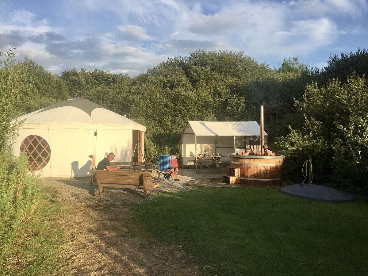 Florence Springs Luxury Lodges & Glamping tweet media