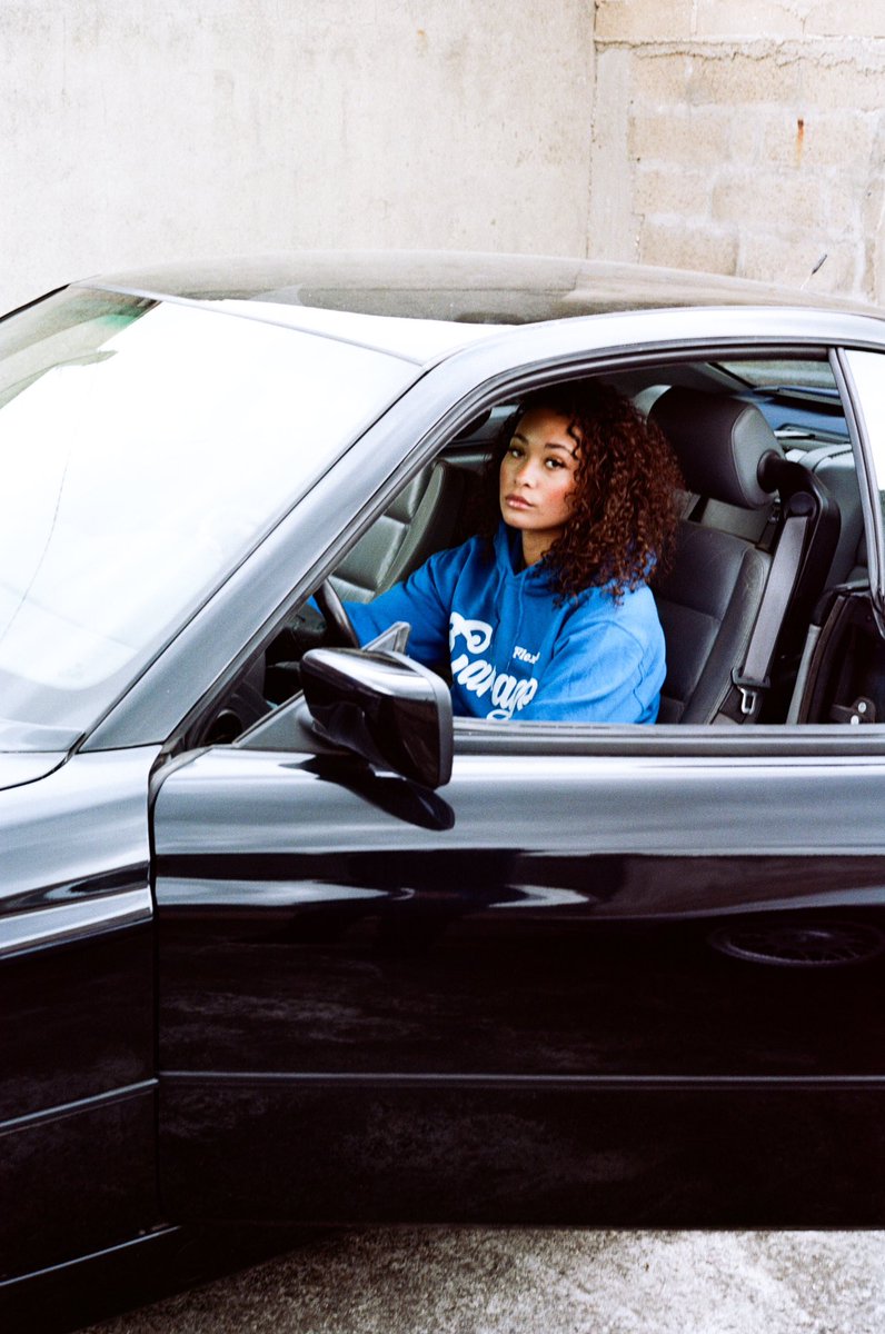 flexlikefr's tweet photo. Garage hoodie 👤⚙️🧰🚗 - 28/04/22 https://t.co/X5rlEy0QtM