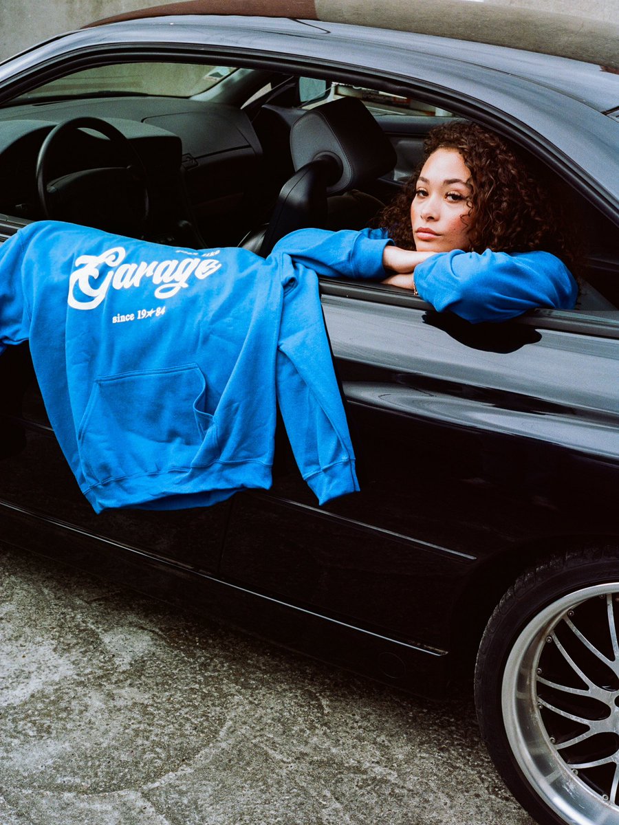 flexlikefr's tweet photo. Garage hoodie 👤⚙️🧰🚗 - 28/04/22 https://t.co/X5rlEy0QtM