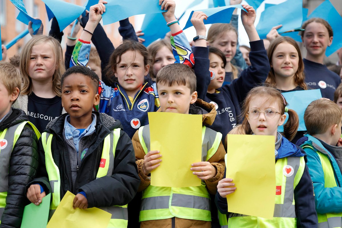 CnaG's tweet photo. "Tá 5 Ghaelscoil, atá lonnaithe sa scoilcheantar BÁC 2, 4, 6, 8, ag éileamh ar an Aire Oideachais @NormaFoleyTD1 cinneadh a dhéanamh, gan a thuilleadh moille nó leithscéal ar bith eile, Gaelcholáiste a bhunú inár scoilcheantar." - Victoria McQuaid, Príomhoide

#Gaelcholaiste2468 https://t.co/Obva5rDLJV