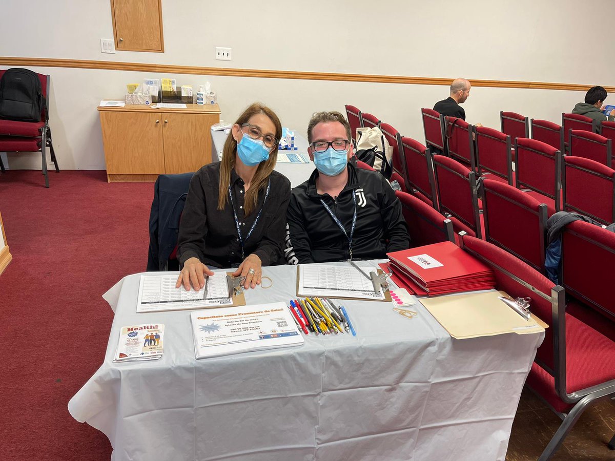 CovidResp's tweet photo. Gracias al Programa de Liderazgo Religioso por invitarnos al Instituto Anti-estigma. Un evento donde se hablo de salud mental en nuestra comunidad hispanohablante. 👏
#latinocovid #Bronx https://t.co/gn8nHNC8CX