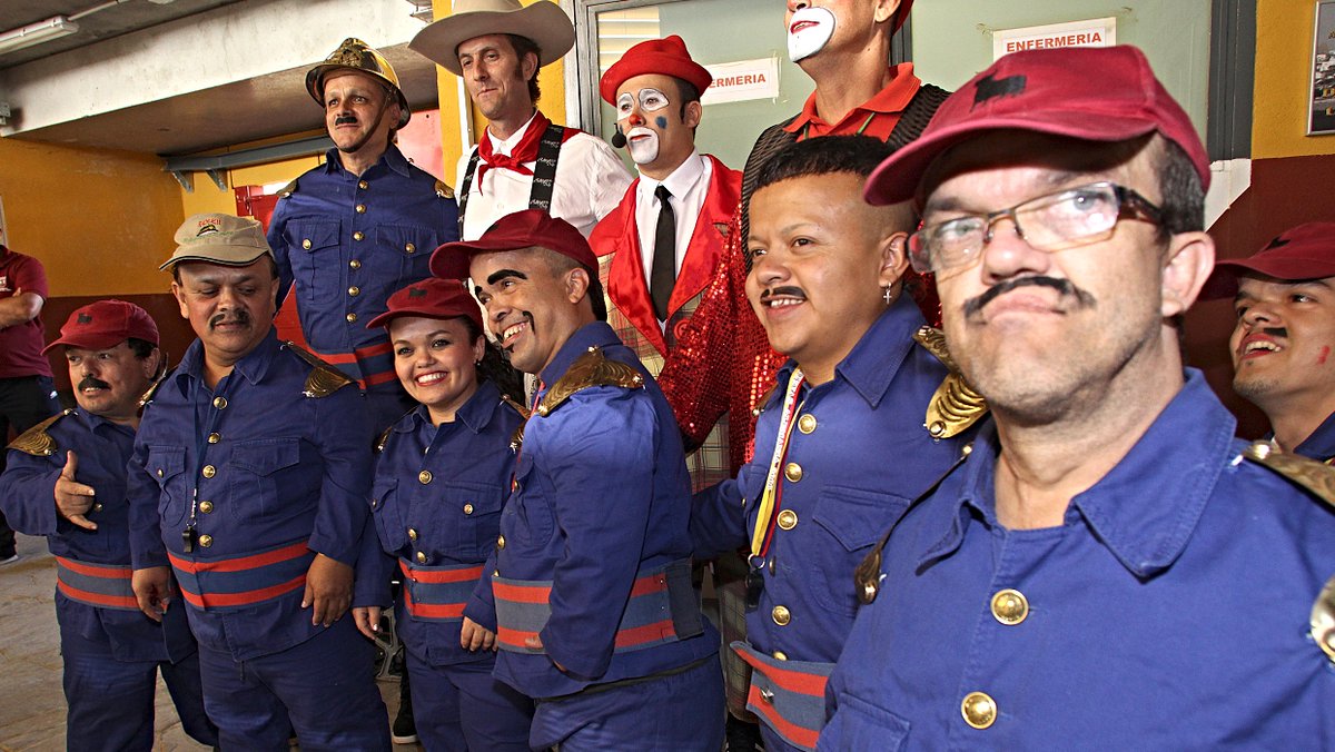 #ELALBERO373 | La #HistoriadelAlbero con Paul Muñoz, miembro de <a href="/diversion_ruedo/">Diversiones en el Ruedo y sus enanitos toreros</a>, y la cancelación de los espectáculos cómico-taurinos por decisiones políticas (⏰ 41'00") 🎙️▶️ cope.es/n/2678064