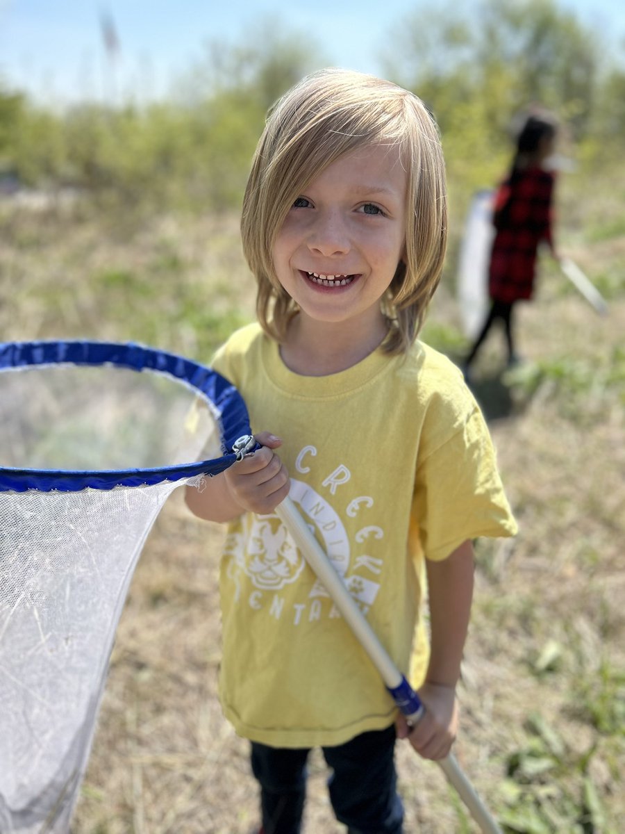 MrsBuennagelSCE's tweet photo. We had a great time at Cool Creek Park in Carmel! #nature #animalfootprints #naturewalk #playgroundfun #bugcatching @SCECougars https://t.co/mxhC0LLZhi