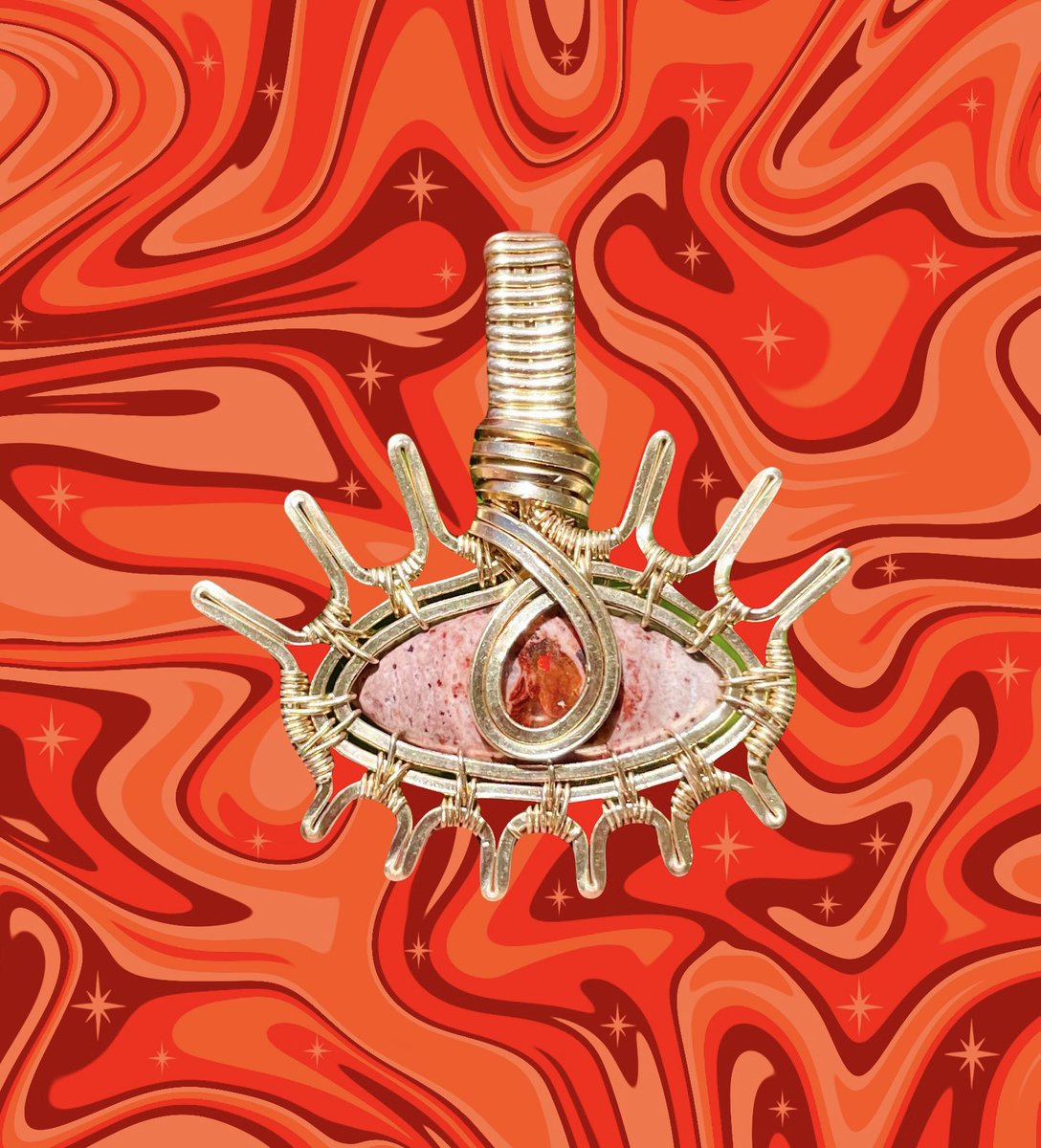 RaisedVbrations's tweet photo. Mexican fire opal mini eye pendant 🌈👁️🔥 https://t.co/1qnFkpsDB6