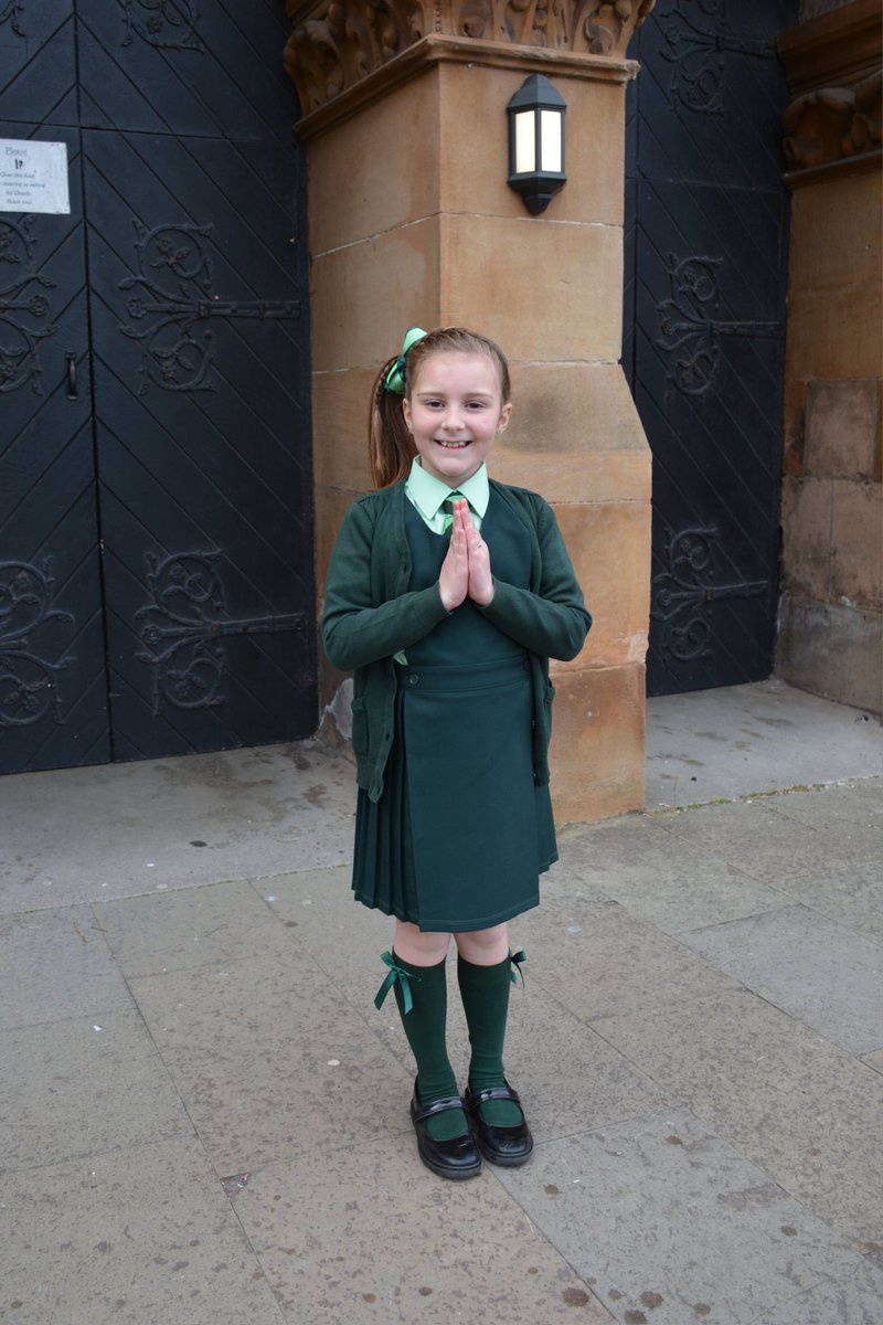 Jaclyn_McCready's tweet photo. Super proud of Kaitlyn as she received the Sacrament of Reconciliation tonight @stmarysgreenock. Thank you to Fr Tom, Mr Mac and all the staff @StMarysPS14 for preparing her so well ⛪️ https://t.co/3gu6Xsurs4