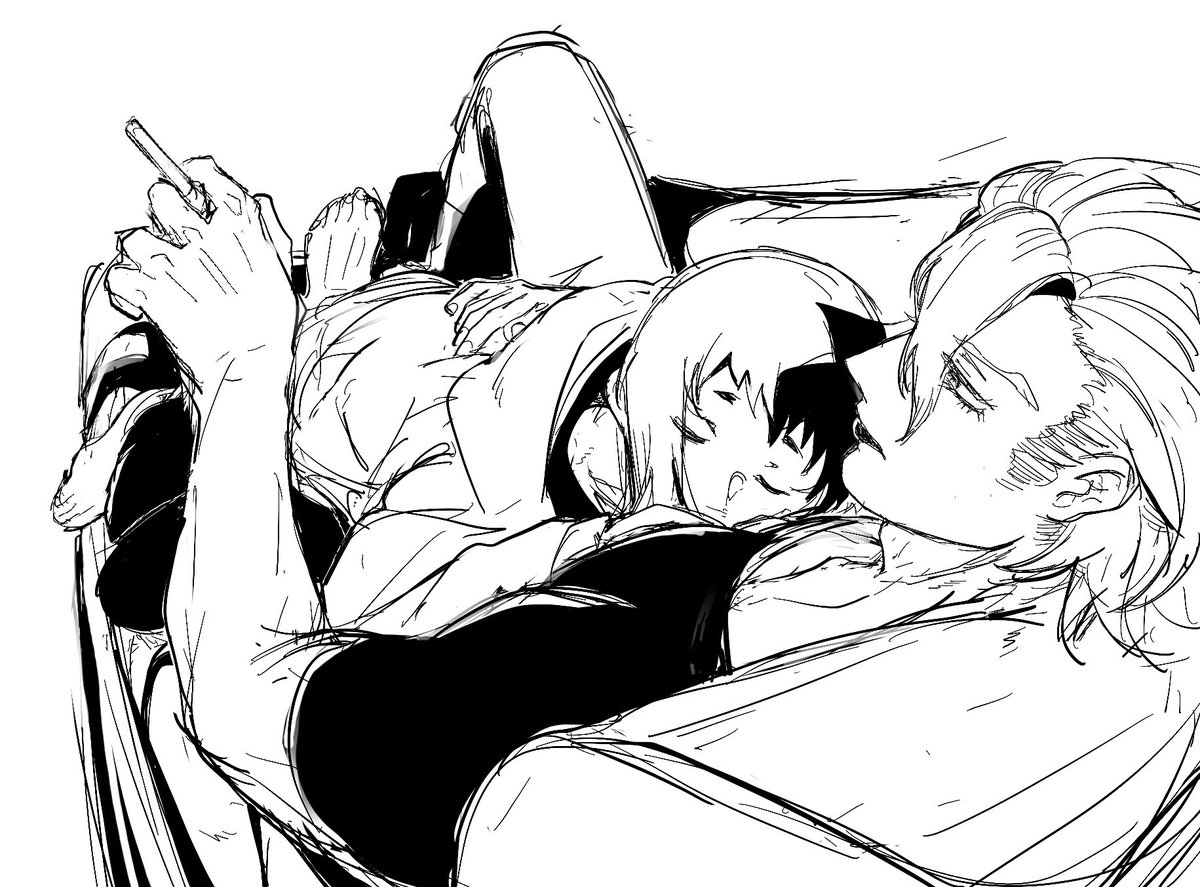 Chalalala15's tweet photo. Evening nap.

#StanGen https://t.co/VgHWrP3q2c