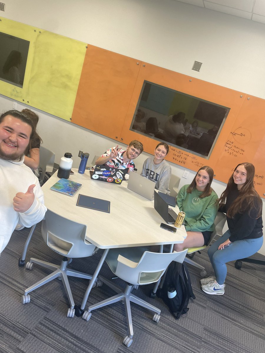 UnivWritingAU's tweet photo. Another great semester in the books. Thank you to all of our wonderful staff! #UniversityWriting #AuburnUniversity #MillerWritingCenter #Auburn #WritingAtAU https://t.co/jvjKkVMcXg