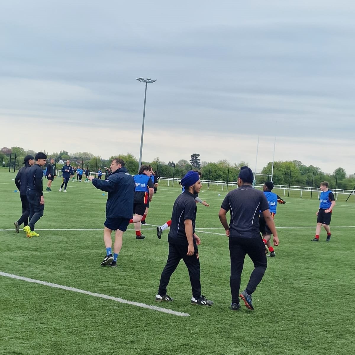 MetTaskforce's tweet image. Great end of season #ProjectRugby tournament held @LIFoundation. A chance for over 70 students to compete in a new sport to which they may not have otherwise had the chance #Teamwork #Engagement #Lifeskills  #SWTSG #U52 ^5476U