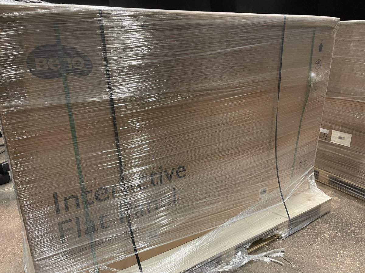 Thank you <a href="/BenQAmerica/">BenQ North America</a> and <a href="/ZOWIEbyBenQUSA/">ZOWIE Esports North America</a> for supporting the <a href="/TEXSEF/">Texas Scholastic Esports Federation</a> #txUndisputed Esports State Championship at the <a href="/EsportsStadium/">Esports Stadium Arlington</a> with the awesome displays! Schools even get to take them home!! #esportsedu <a href="/IntelGaming/">Intel Gaming</a> <a href="/AVGLofficial/">AVGL</a>