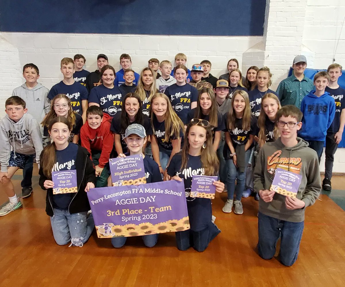 LukertLovesAg's tweet photo. Congratulations to our Junior High FFA members for placing 3rd at the Perry-Lecompton Aggie Days. Rachel Fox tied for 1st, William Toenjes, Lucy Keenan and Evelyn Jones also placed in the top 20! Go Bears! 🐻 Thank you to Perry Lecompton FFA for hosting! https://t.co/wWeFfnmhog