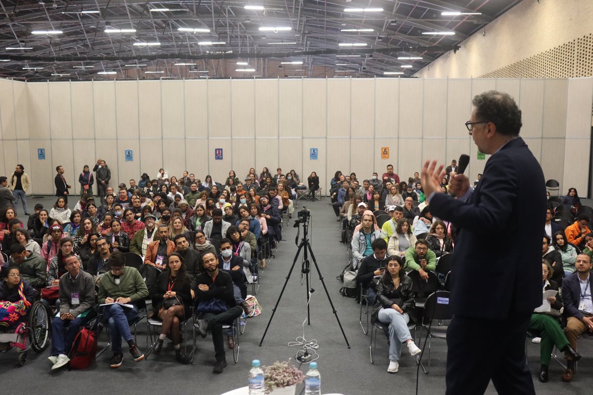 Derechodeautor's tweet photo. Finaliza nuestro primer día del #SeminarioDNDA: Literatura, Ilustración e Inteligencia Artificial a la luz del #DerechodeAutor

Agradecemos a los asistentes y expositores que hicieron posible este evento organizado por la #DNDA

@Cerlalc  @FILBogota @WIPO @CamLibro @Utadeo_edu_co https://t.co/KM9khAasCt