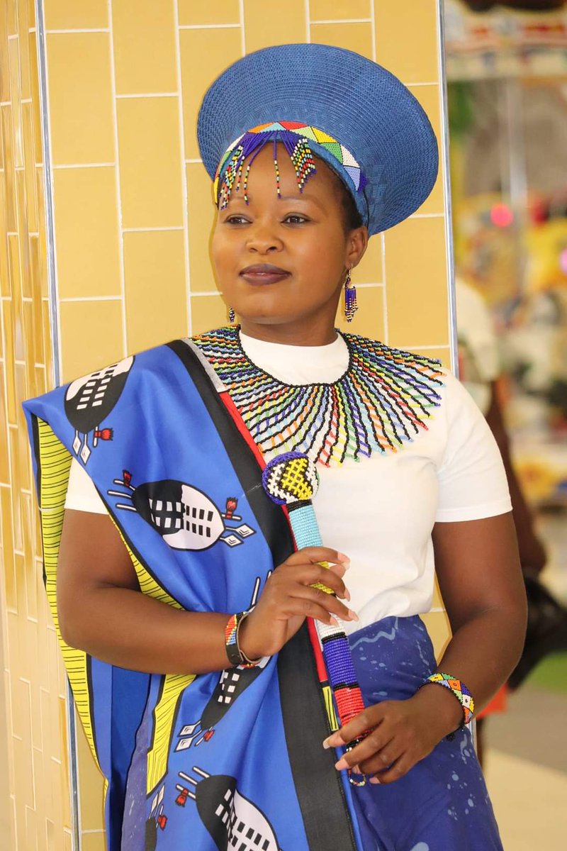 Thembi Ndiweni "Ithole labenguni"
#uNonkondlo wakithi.