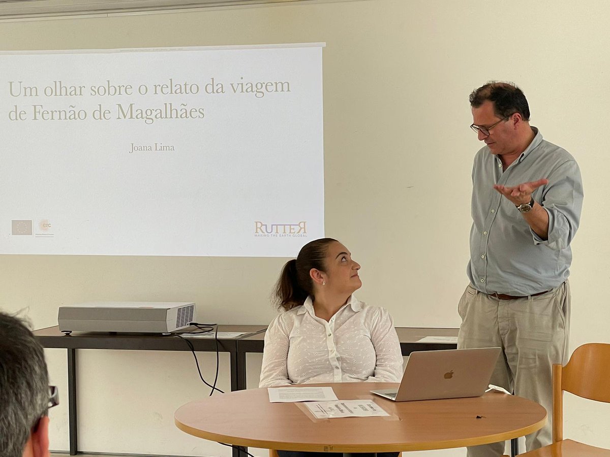 ErcRutter's tweet photo. Agradecemos a @joanaxlima pela apresentação "Um olhar sobre o relato da viagem de Fernão de #Magalhães" no Café Ciência!
@ciuhct #outreachactivity #dissemination #sciencecoffee #historyofscience @FC_UL https://t.co/M4mG7v4V8c