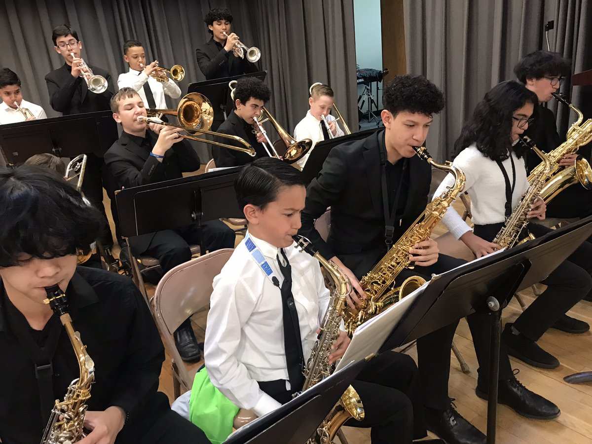 East Meadow HS Music tweet media