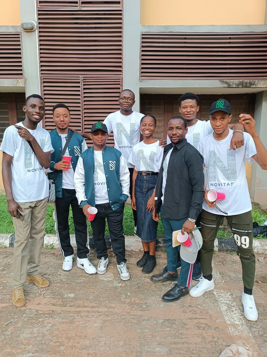 rxOres's tweet photo. Finally a graduate
Pharm Ores
#OOUSignout https://t.co/5CA6pEL0n2