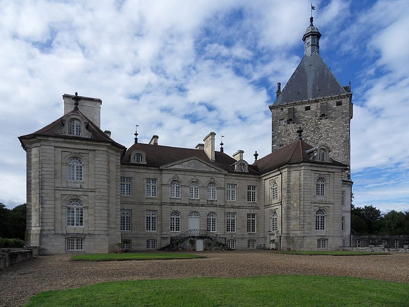 MonumentumFr's tweet photo. Château de Talmay à #Talmay (#CôteDOr) Construction 3e quart XVIIIe siècle. Château, communs, grille d'accès et jardin (cad. C 387 à 393) : classement par arrêté du 11 février 1993, rectifié par arrêté du 7 oc...
Suite 👉 https://t.co/rsAKX5xyyX
#Patrimoine #MonumentHistorique https://t.co/GR2gQ3Lzqg