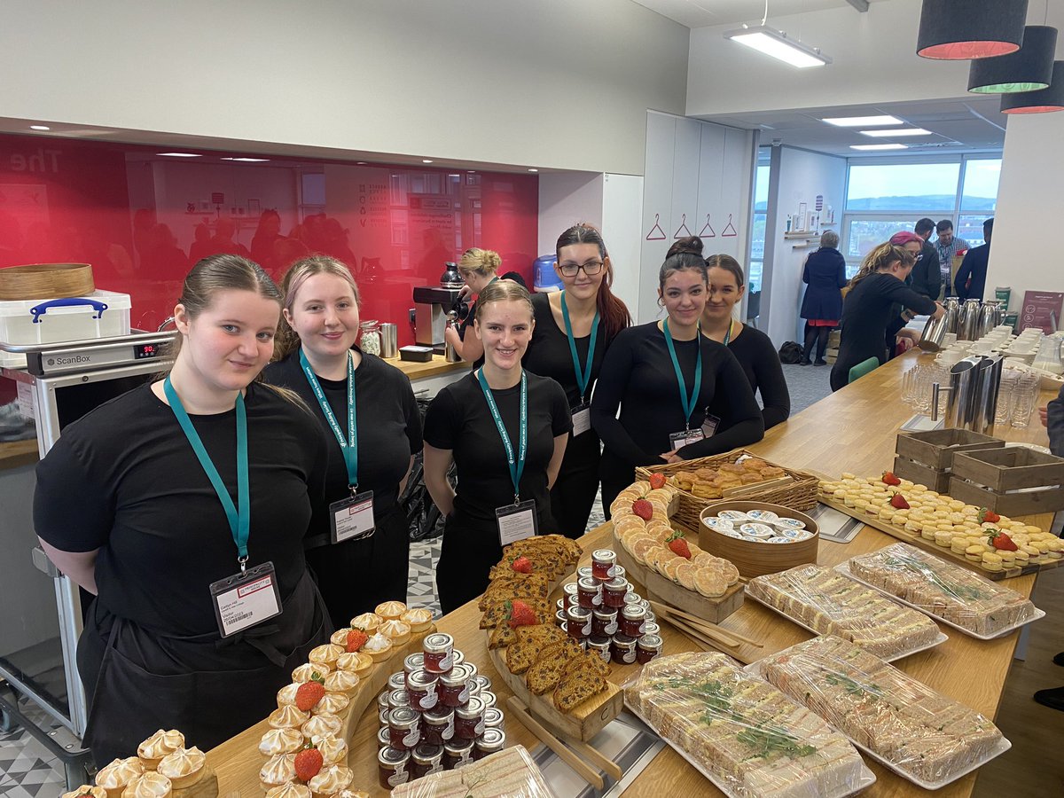 A big thank you to James Harper at <a href="/PrincipalityBS/">Principality Building Society</a> for giving <a href="/CAVC/">Cardiff and Vale College | Coleg Caerdydd a’r Fro</a> catering students the opportunity to partner with @SPIROSCATERERS to deliver an afternoon tea at the Young Enterprise 60th Anniversary event today. A super opportunity for our students to gain work experience.