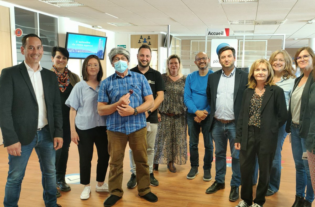 bori_lidwine's tweet photo. 🗣️13 Demandeurs d’Emploi ont confirmé leur souhait de continuer le parcours! 👏
Une session spéciale Partenaires aura permis à Mr Garnier , Mr Khelifi du département Var, Mr Krasnic du SPIE, Mme Daudet du CRI PACA, Mme Cadet du Pole service à la personne, de découvrir #Decod’age https://t.co/Gt8rpd10mD