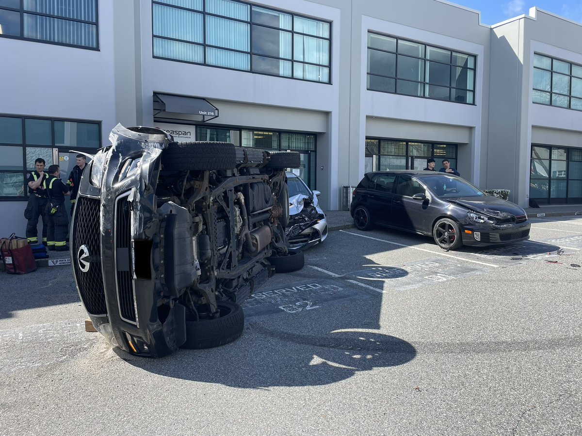 nvanrcmp tweet picture