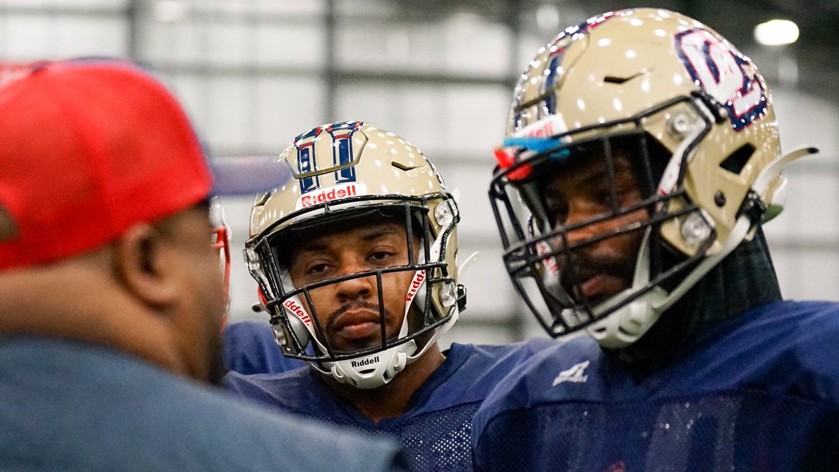 QCSteam's tweet photo. 1-0 mentality 🧠

📸: @dxbrown54 

#sQUADCITY | #RefuseToSink https://t.co/A144tSp8Ze