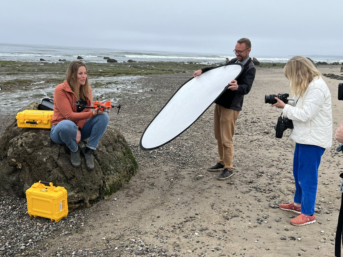 Ian J. Walker (@ij_walker) on Twitter photo Science (photo shoot) in action. #SANDLab does beaches <a href="/ucsantabarbara/">UC Santa Barbara</a> with @topomaddie <a href="/nitzanswet/">nitzan swet</a> <a href="/UCSBgeog/">UCSB Geography</a> Science (photo shoot) in action. #SANDLab does beaches <a href="/ucsantabarbara/">UC Santa Barbara</a> with @topomaddie <a href="/nitzanswet/">nitzan swet</a> <a href="/UCSBgeog/">UCSB Geography</a>
